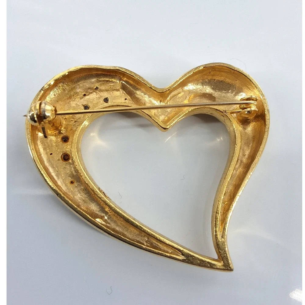 Vintage Gold‎ Tone Pavé Rhinestone Open Heart Brooch Pin 1990s Romantic